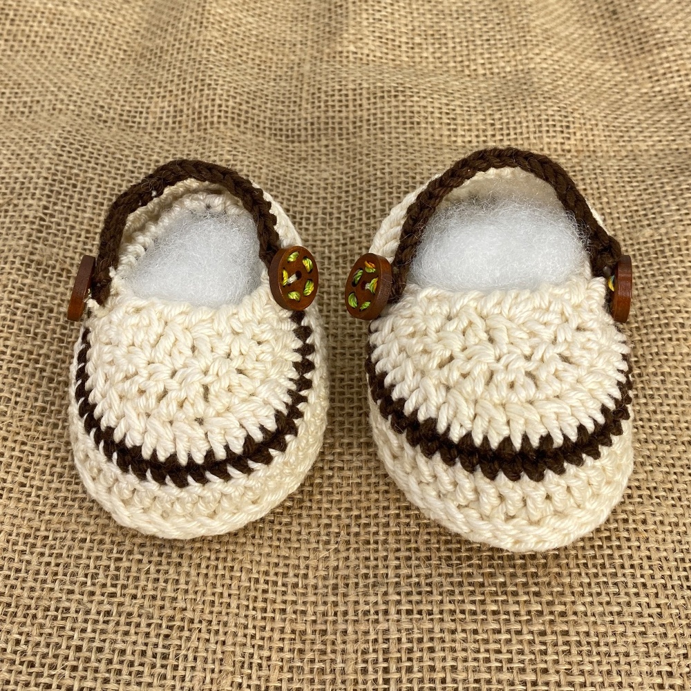 JACKYCO BABY COLLECTION CROCHET, CREAM CROSS SHOES Newborn